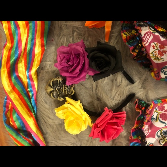 Día d los muertos costume - Picture 3 of 8